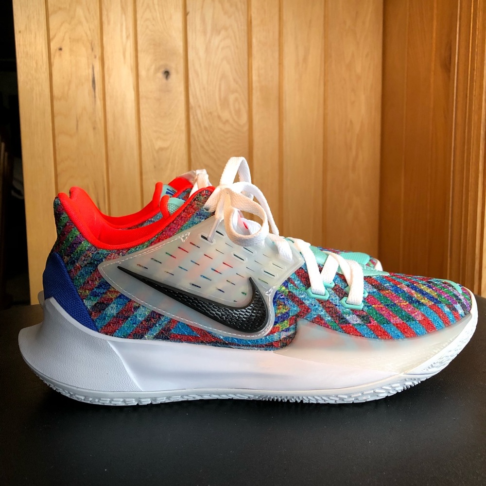 Kyrie Low 2 Multi Color size 8